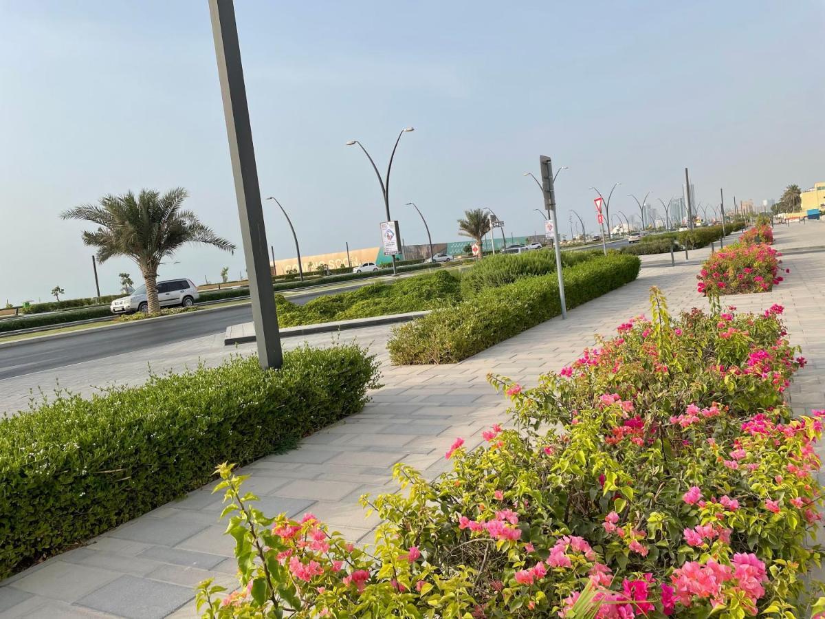 Al Corniche Hotel Sharjah Buitenkant foto