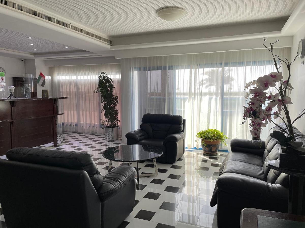 Al Corniche Hotel Sharjah Buitenkant foto