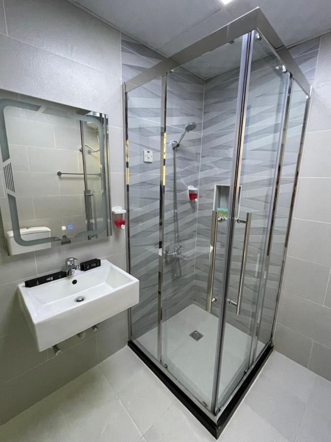 Al Corniche Hotel Sharjah Buitenkant foto