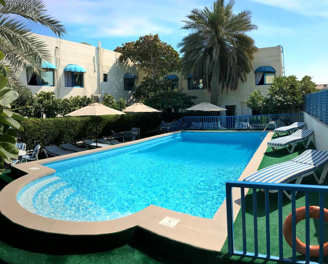 Al Corniche Hotel Sharjah Buitenkant foto