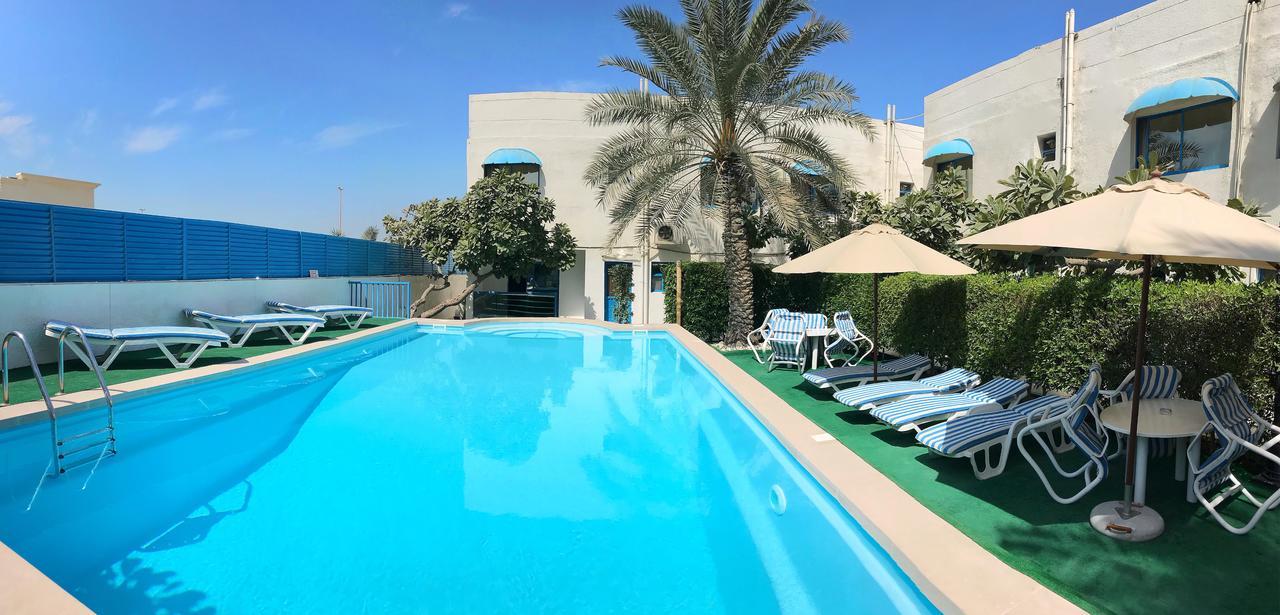 Al Corniche Hotel Sharjah Buitenkant foto