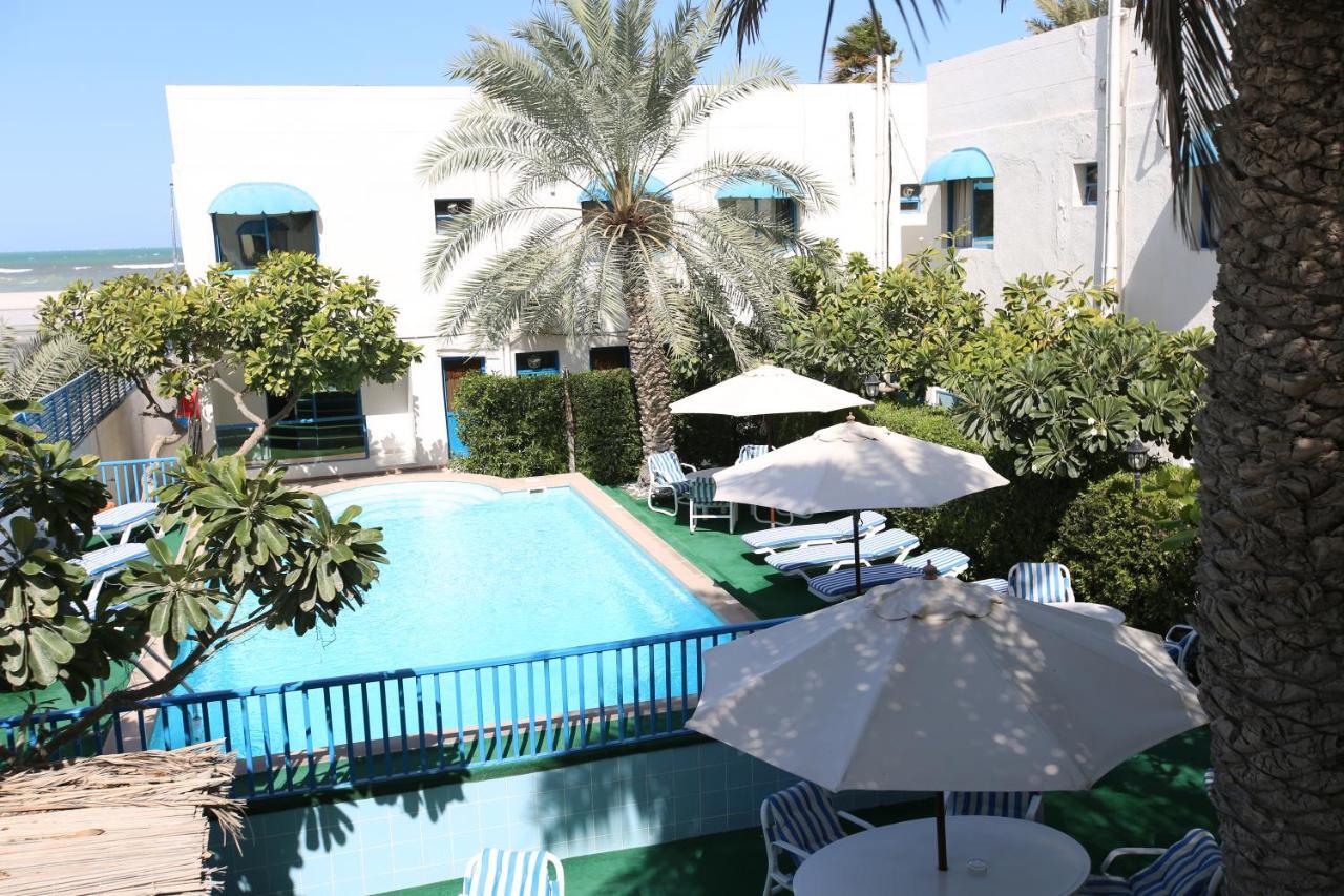 Al Corniche Hotel Sharjah Buitenkant foto